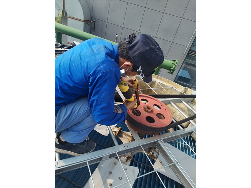 冷却塔维护保养